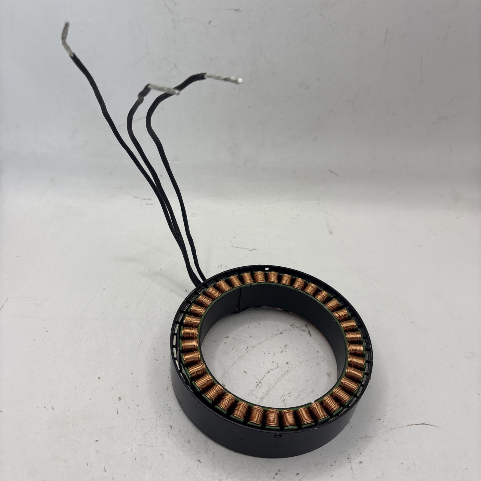 Frameless Brushless DC Motor 4-1/8” OD 3-1/8” ID 1” Tall 36 Copper Coils