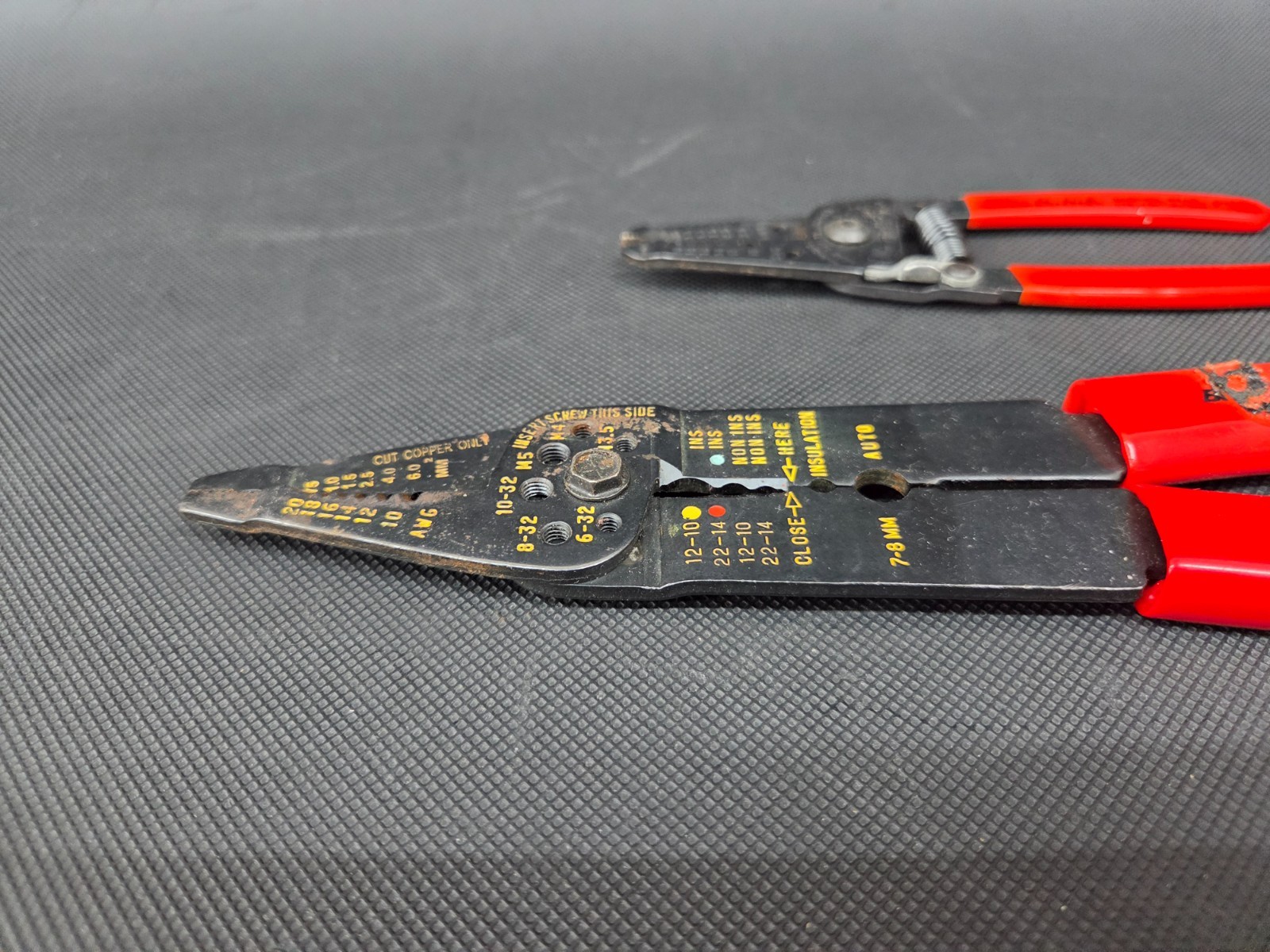 Lot of 2 Blue Point Wire Stripper Cutters PWC9 & Unknown Model
