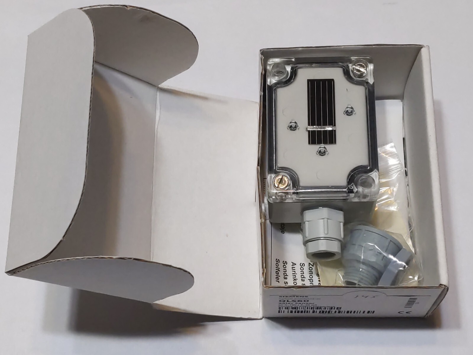 Siemens QLS60 Solar Sensor, 0-10 VDC 4-20 mA. RETURNS ACCEPTED