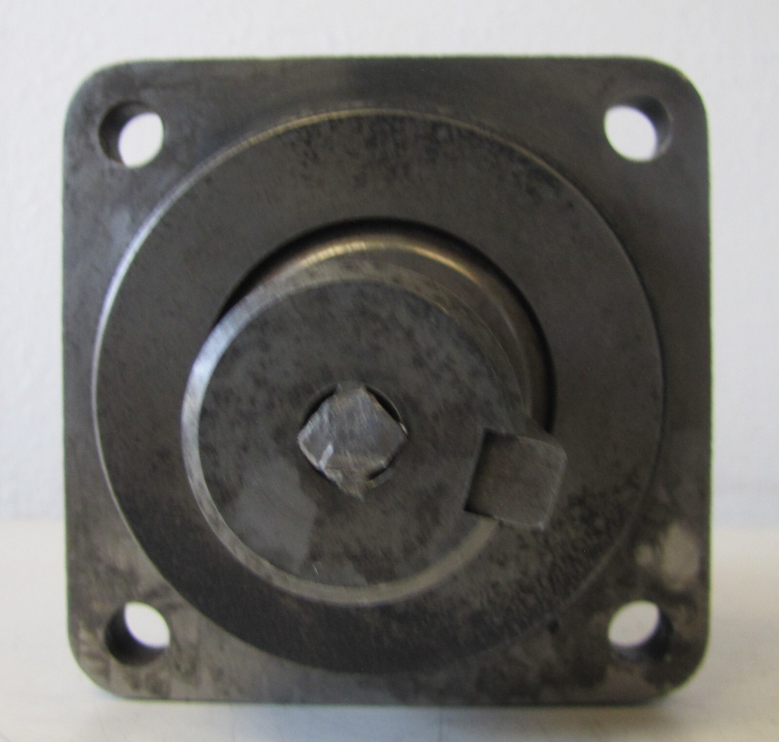 Eaton Char-Lynn 167-0054-001 Compact Series Hydraulic Motor Bendi 126418