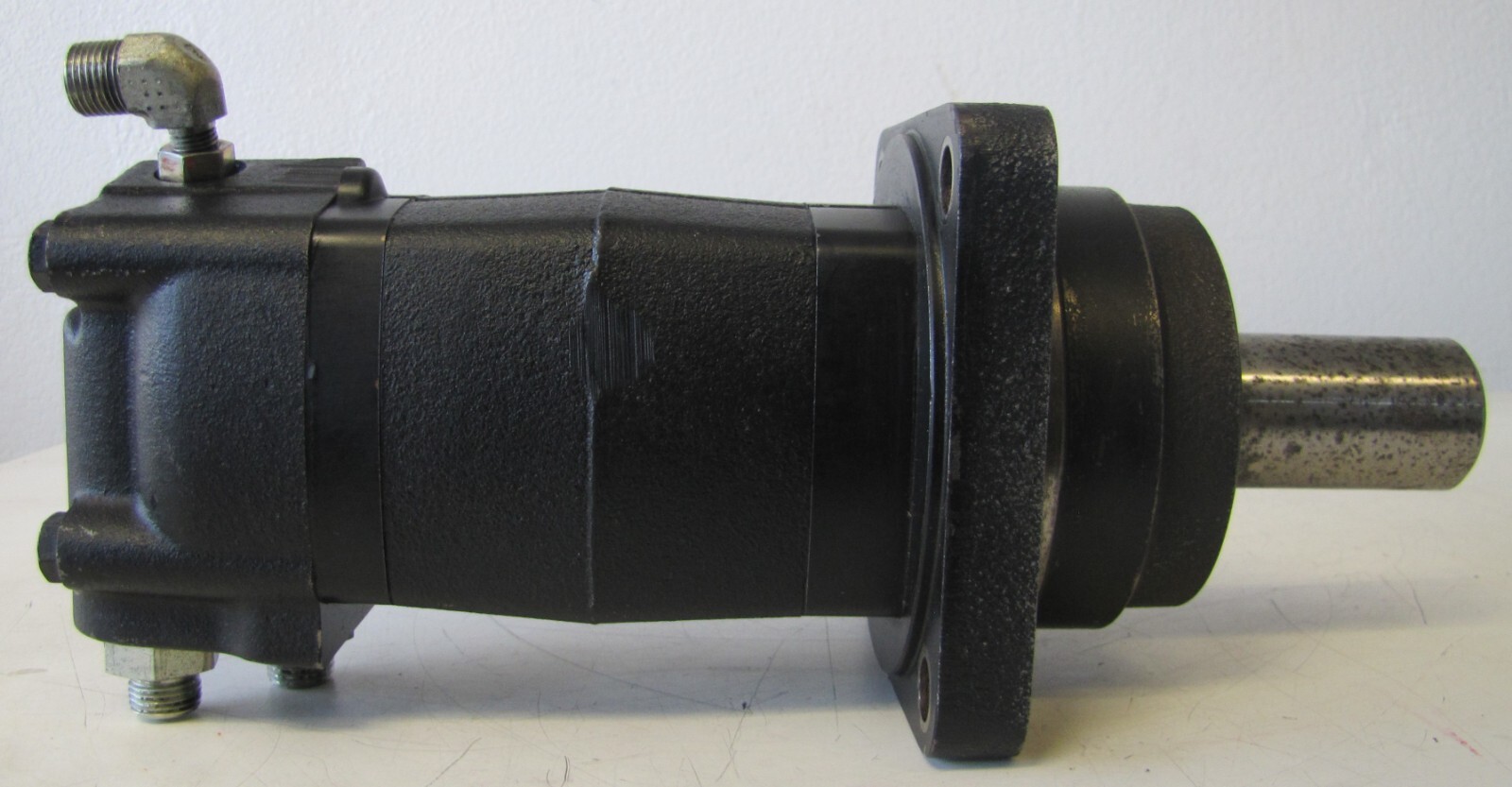 Eaton Char-Lynn 167-0054-001 Compact Series Hydraulic Motor Bendi 126418