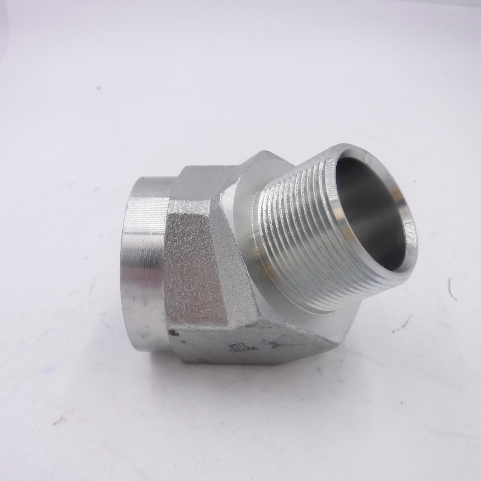 1-1/2″ Male to 1-1/2″ Female 45� Stainless Street Elbow 5503-24-24