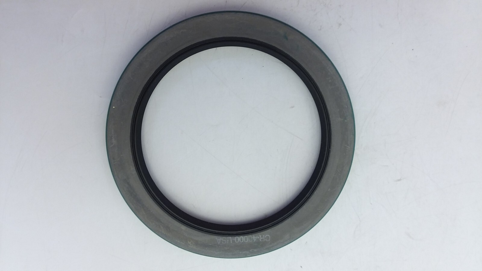 SKF 40000 OIL SEAL NITRILE 4IN X 5.25IN X .43IN NIB