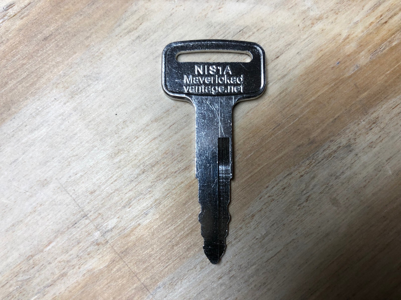 3 IGNITION KEYS for NISSAN FORKLIFT/HEAVYEQUIP NIS-1A KEY00-GB01A 1A New lifts