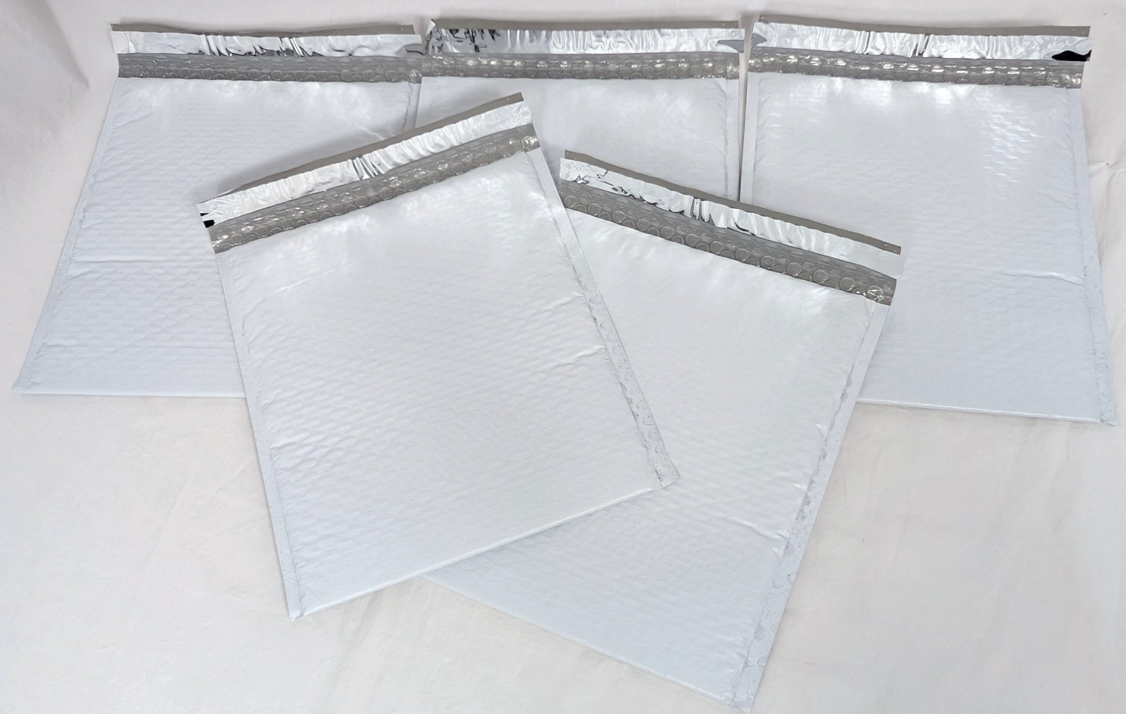 200-Pack WHITE 8.5 x 11″ Padded POLY BUBBLE MAILER Bag shipping #2 mail envelope