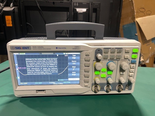 Siglent SDS1052DL 50 MHz Digital Storage Oscilloscope NO CABLES OR PROBES