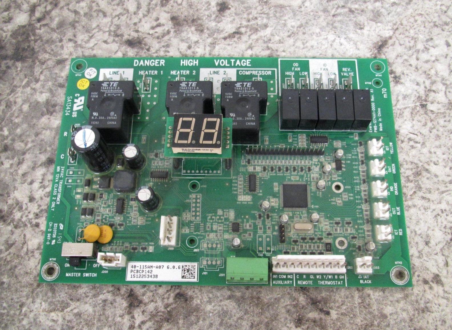 Amana PCBCP142 / RSKP0013 PTAC Control Circuit Board Used Free Shipping