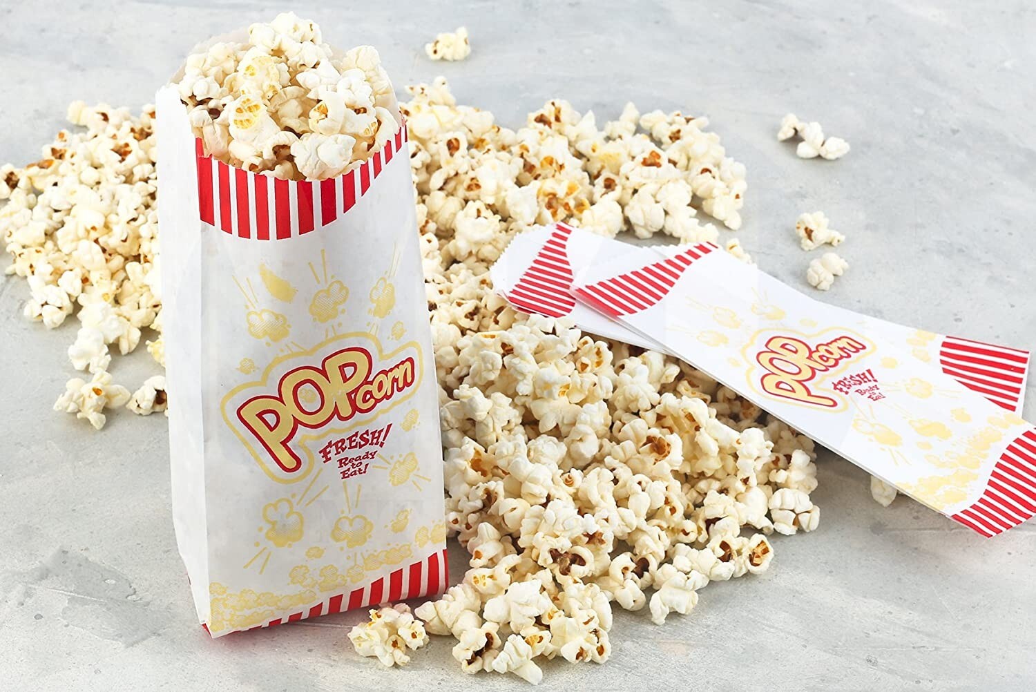 MT Products 1 oz Small Carnival Paper Popcorn Bags 8″ x 3.5″ – Pack of 100